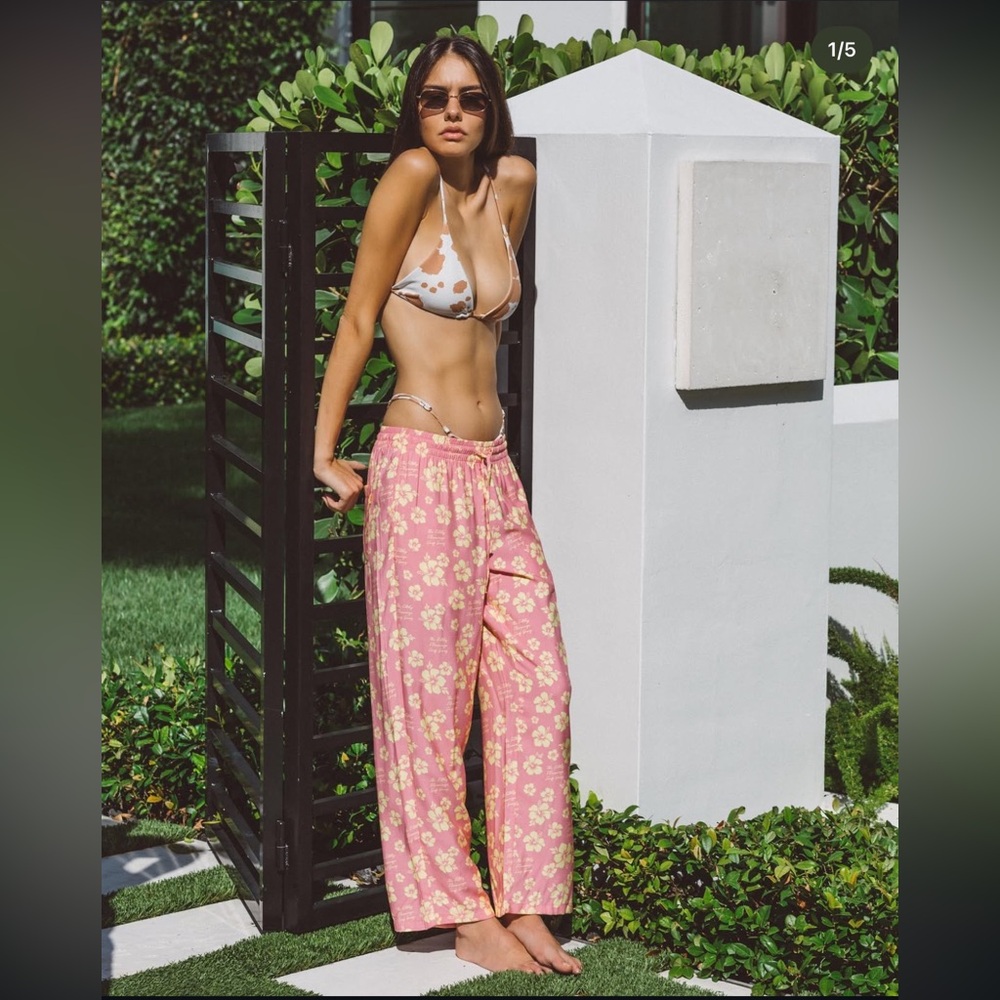 Pink Floral Wide-Leg Pants